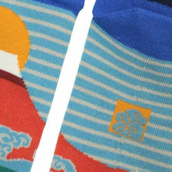 JZZKAYA7JKP5114 : Kaya Women's Red Fuji Design Tabi Socks