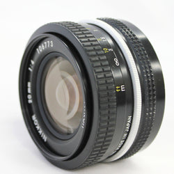 C2370 : Nikon Nikkor 20mm F/4 Non-ai Wide Angle MF Lens
