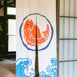 JZZKAYA7ISP8232-TAIWH : Noren Japanese Doorway Curtain - Lucky Charm Tai Sea Bream Print (Long/White)